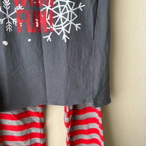 Holiday PJs Set Oh What Fun Gray Red Stripe Snowflake Fleece Long Sleeve Small - Picture 6 of 16